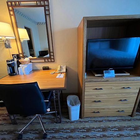 Travelodge By Wyndham Seattle By The Space Needle מראה חיצוני תמונה
