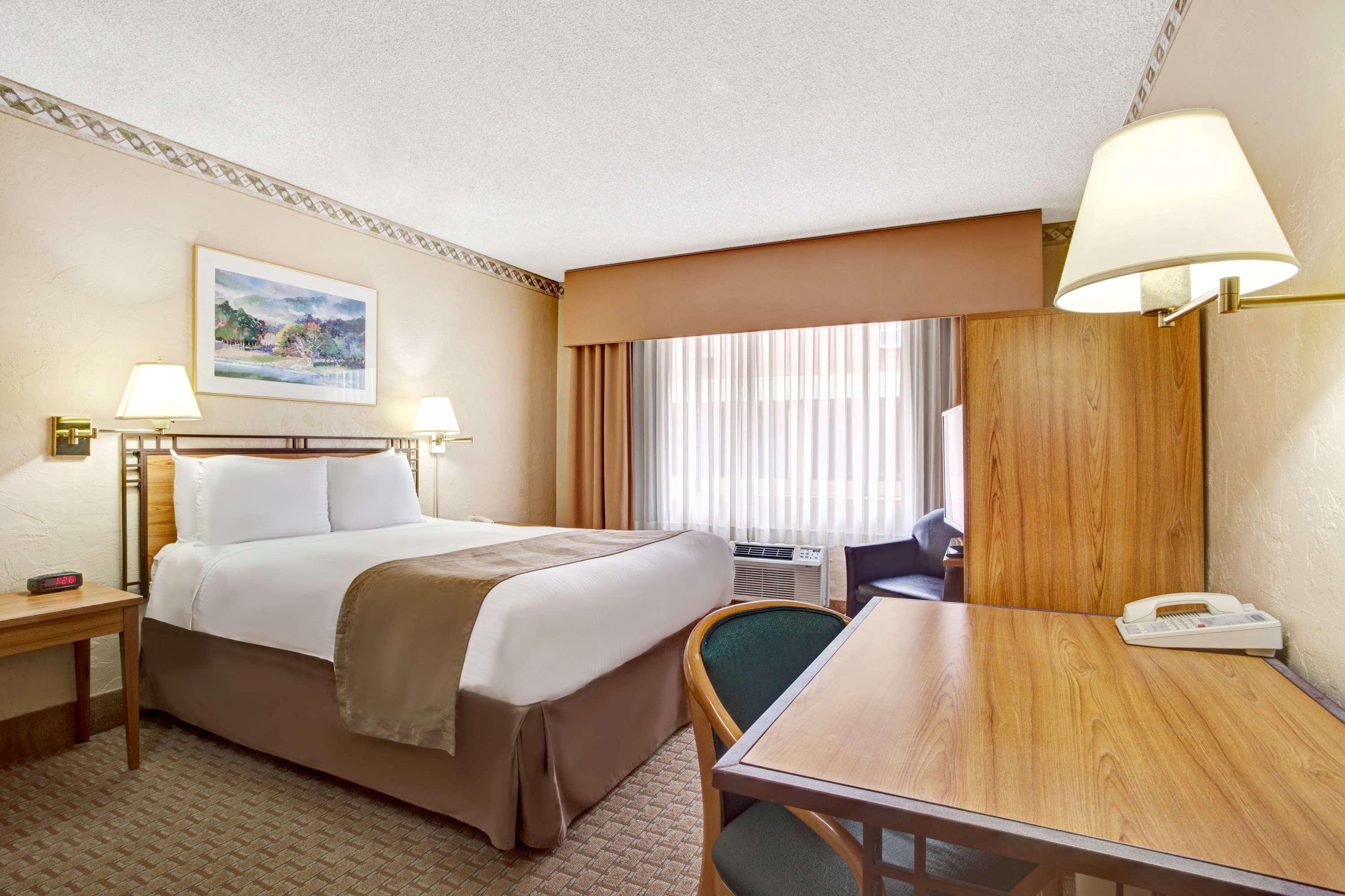 Travelodge By Wyndham Seattle By The Space Needle מראה חיצוני תמונה