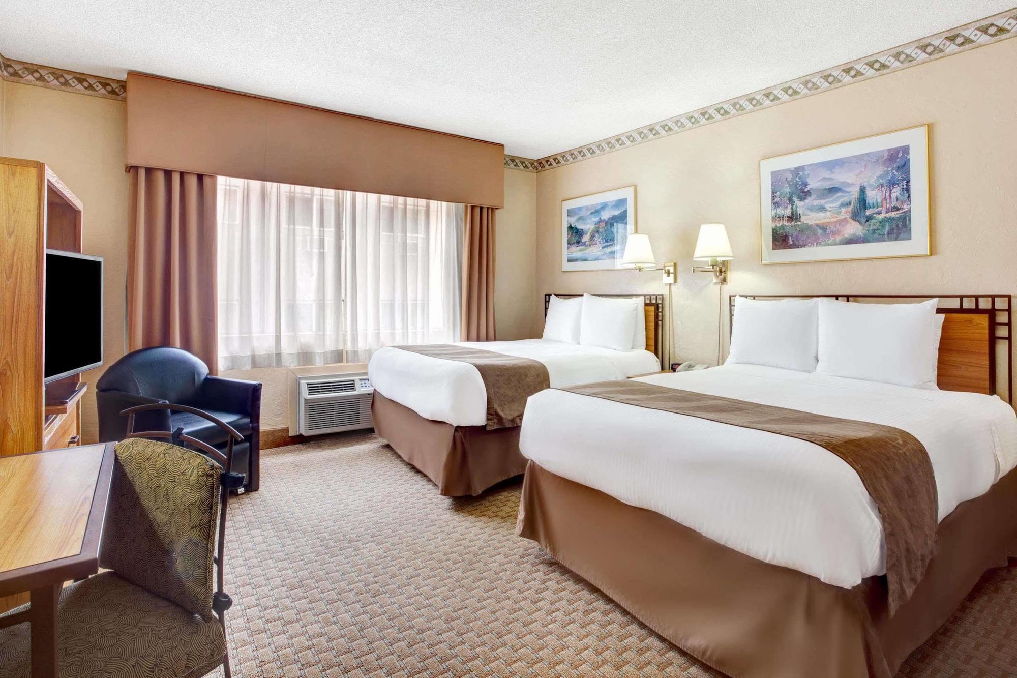 Travelodge By Wyndham Seattle By The Space Needle מראה חיצוני תמונה